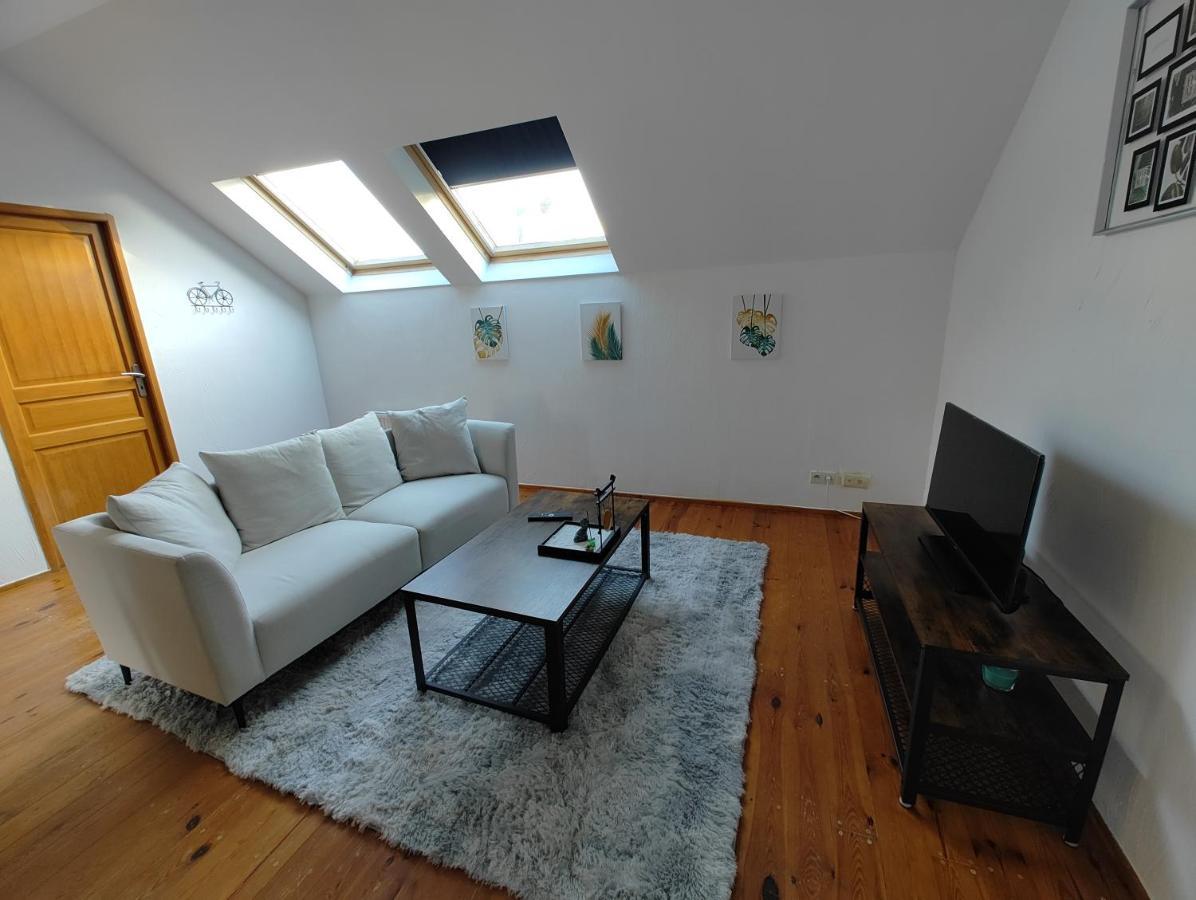 Cosy Appartement 2 Chambres Pont-de-l'Arche Exterior photo
