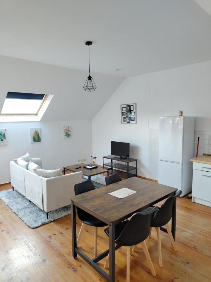 Cosy Appartement 2 Chambres Pont-de-l'Arche Exterior photo